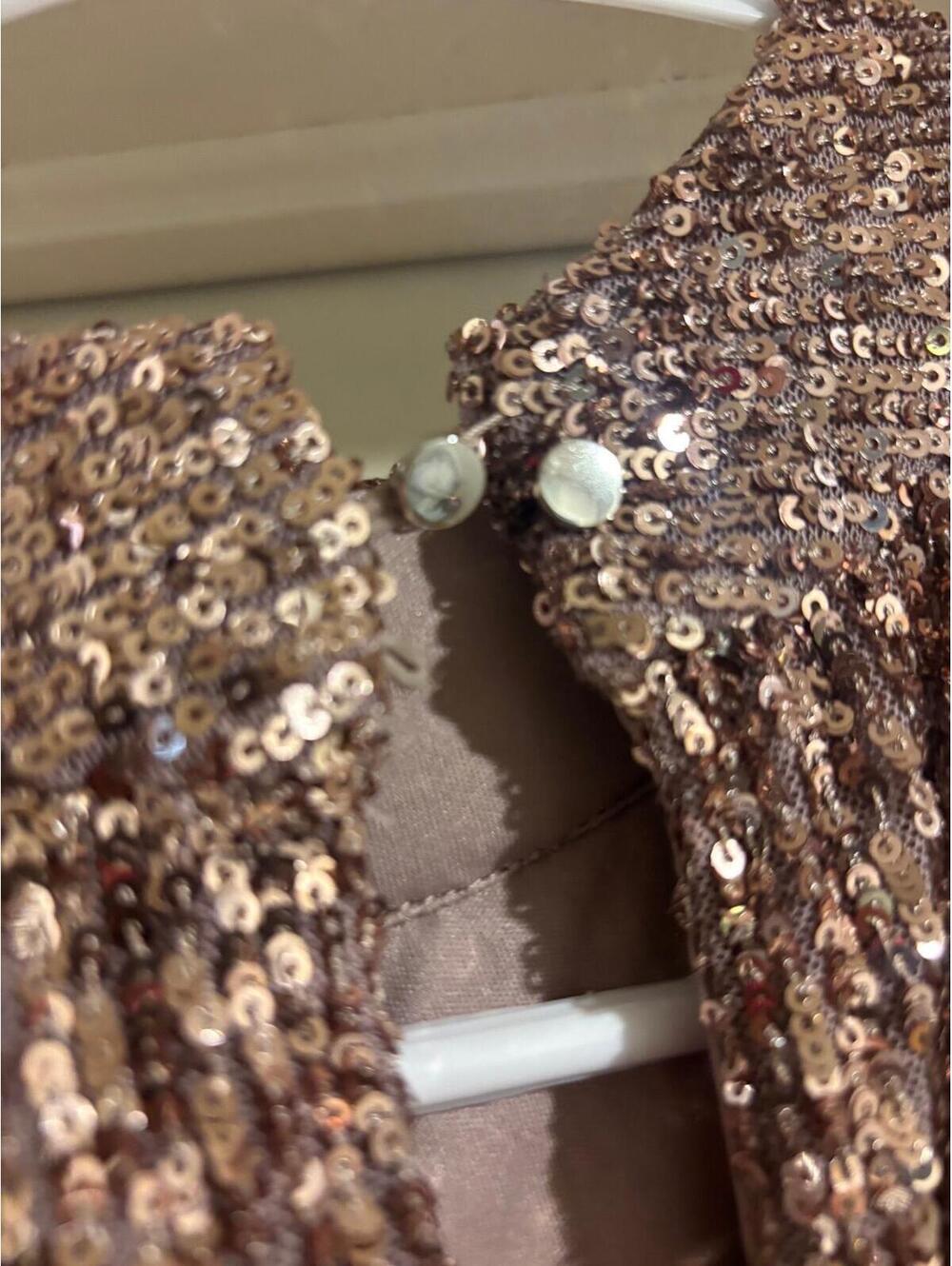 Cable & Gauge Sequin Halter Top Womens Small Gold Sparkle - Picture 3 of 5
